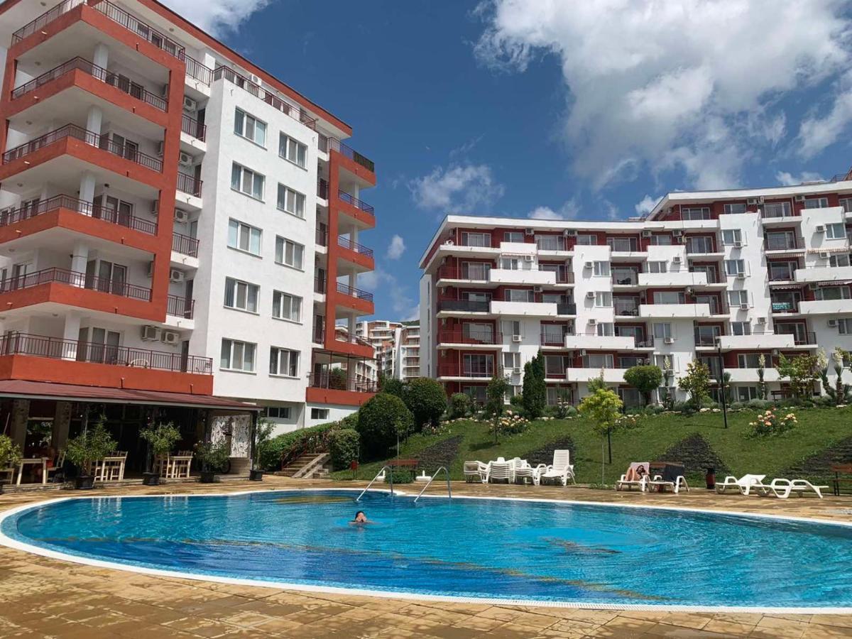 Apartamento Fort Noks Panorama I Marina Elenite Exterior foto